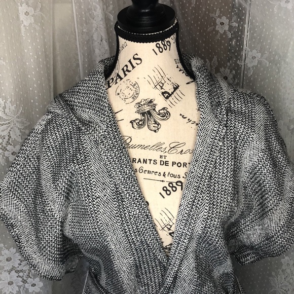 NWT Ecote By Urban Outfitters hooded kimono cotton fringe weave sash OS - Picture 2 of 11